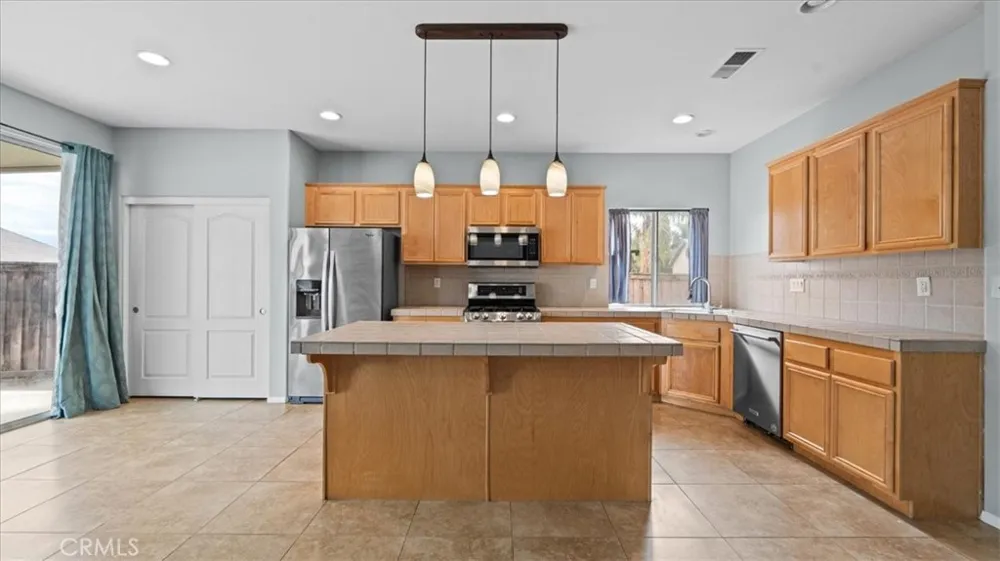 1818 Giverny Court San Jacinto, CA 92583