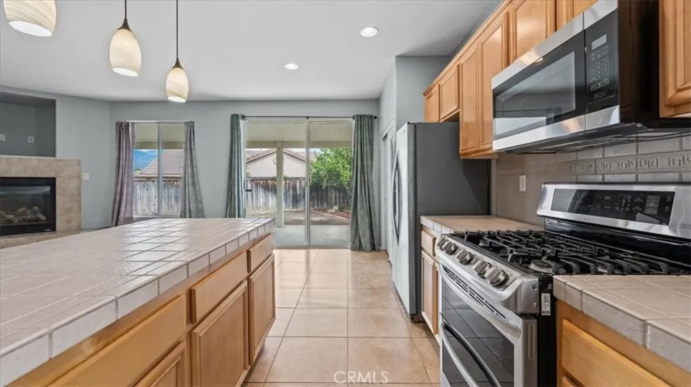 1818 Giverny Court San Jacinto, CA 92583