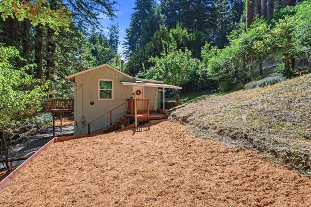 887 Scenic Way Ben Lomond, CA 95005