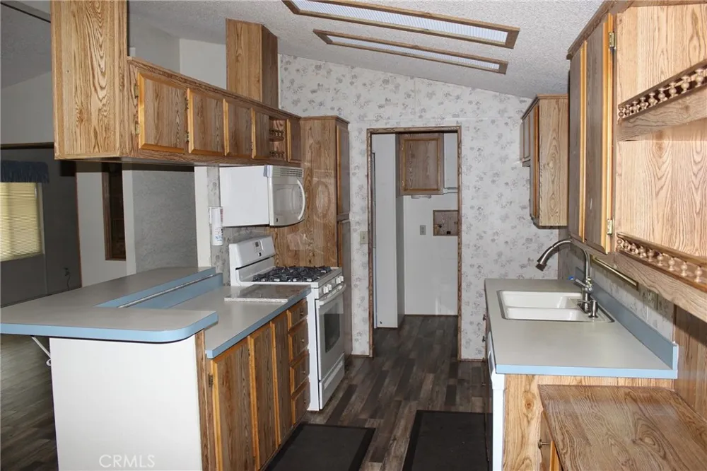 1237 Yellowood Drive Hemet, CA 92545