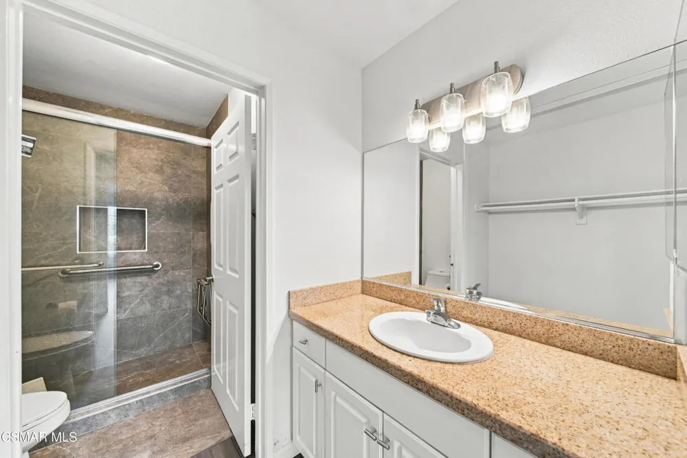 5535 Canoga Avenue #109 Woodland Hills, CA 91367