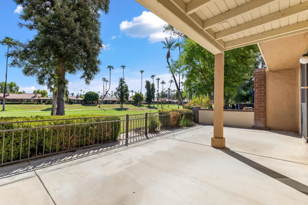 250 Serena Drive Palm Desert, CA 92260