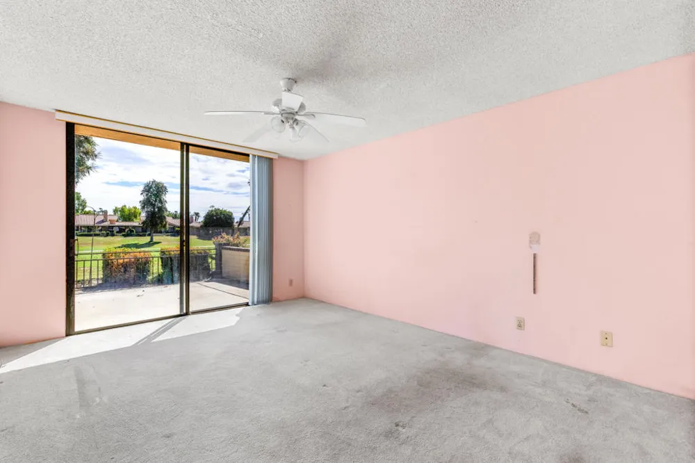 250 Serena Drive Palm Desert, CA 92260