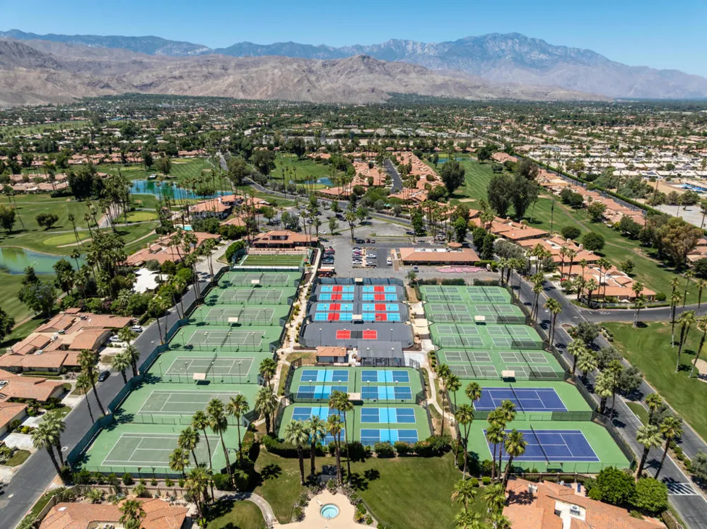 250 Serena Drive Palm Desert, CA 92260