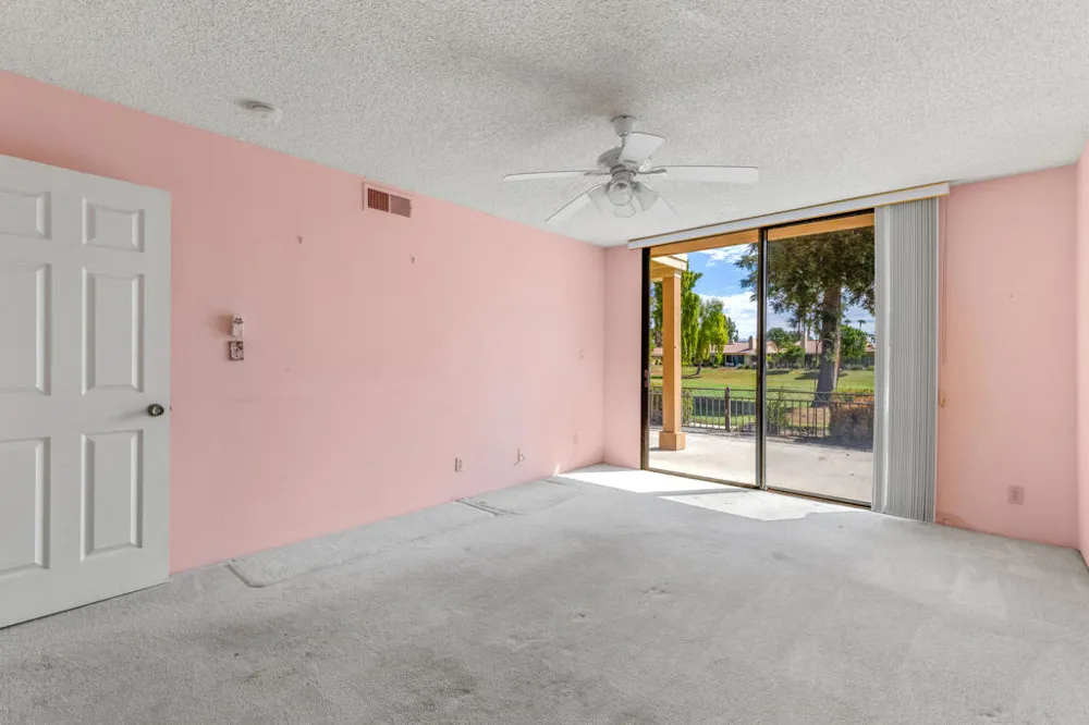 250 Serena Drive Palm Desert, CA 92260