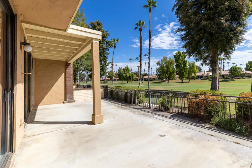 250 Serena Drive Palm Desert, CA 92260