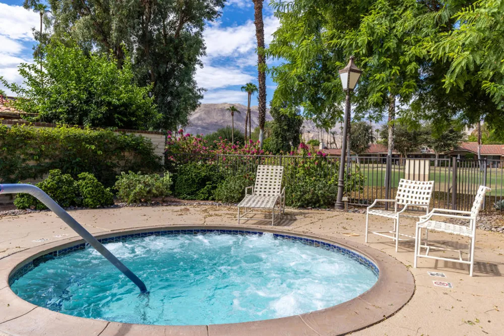 250 Serena Drive Palm Desert, CA 92260
