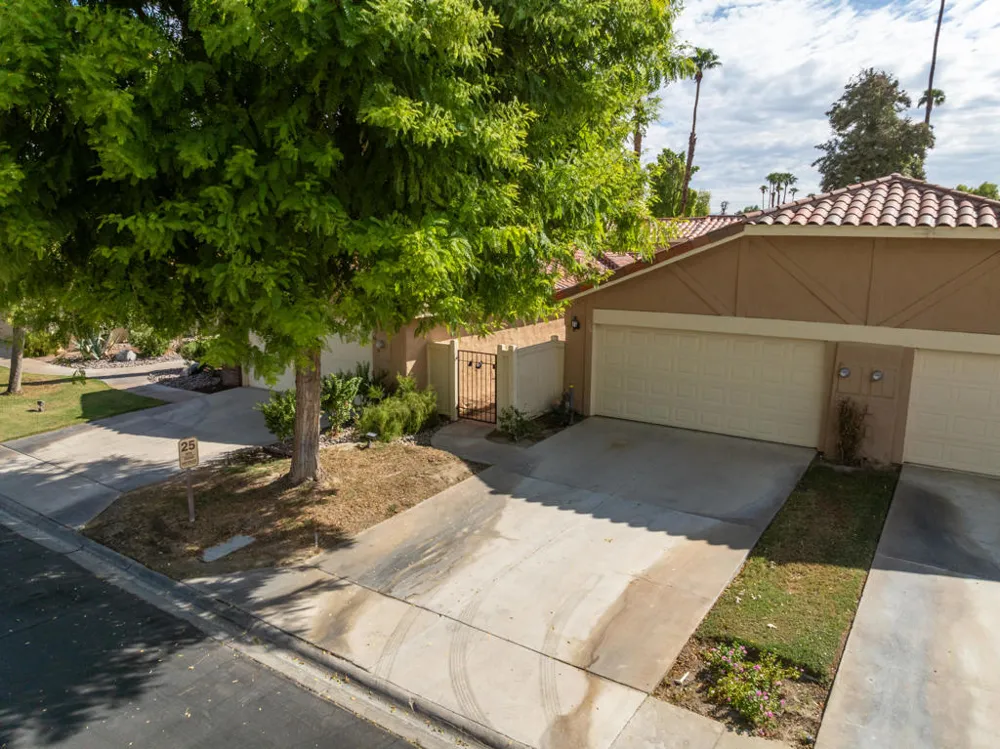 250 Serena Drive Palm Desert, CA 92260