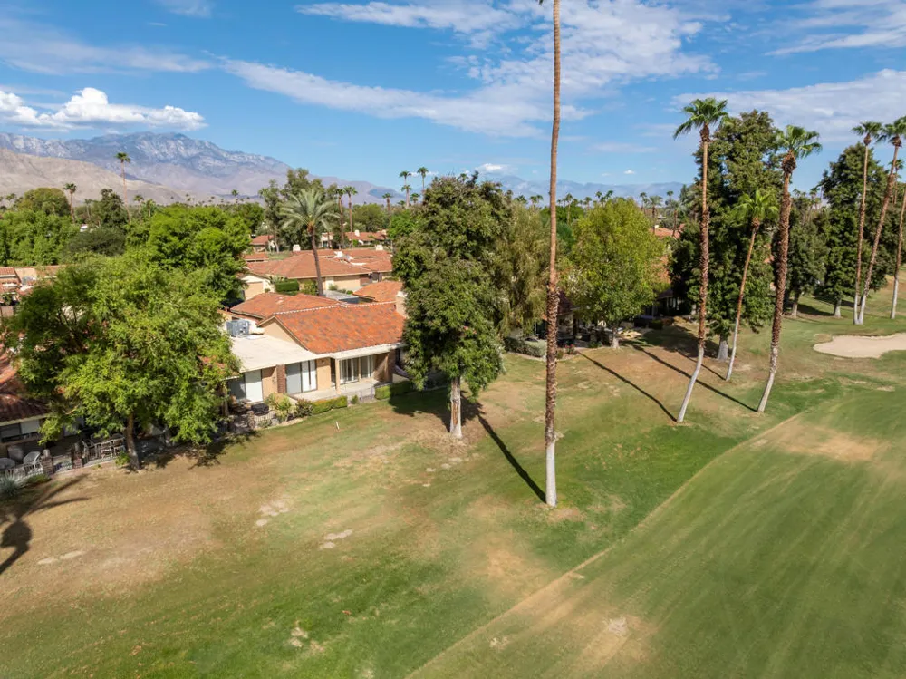 250 Serena Drive Palm Desert, CA 92260