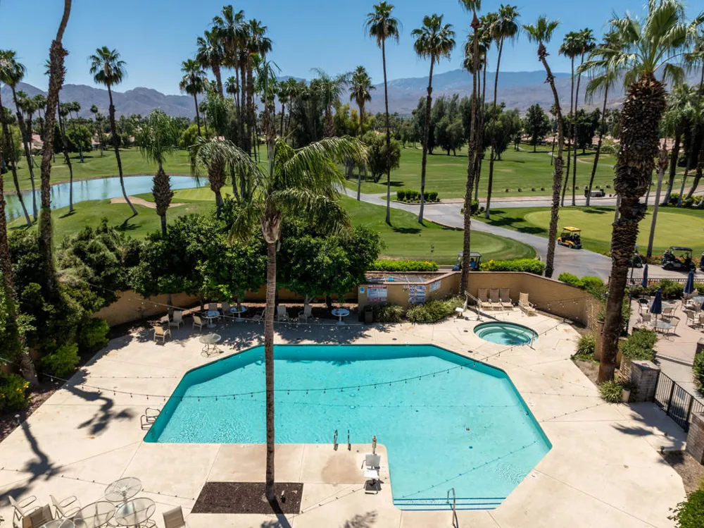 250 Serena Drive Palm Desert, CA 92260