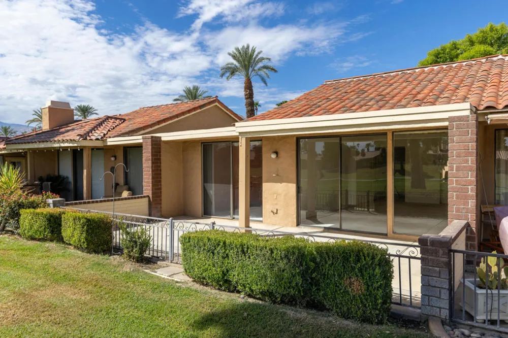 250 Serena Drive Palm Desert, CA 92260
