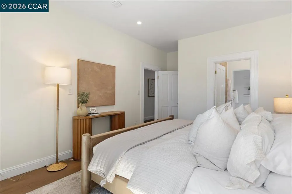 1951 Golden Gate Ave San Francisco, CA 94115