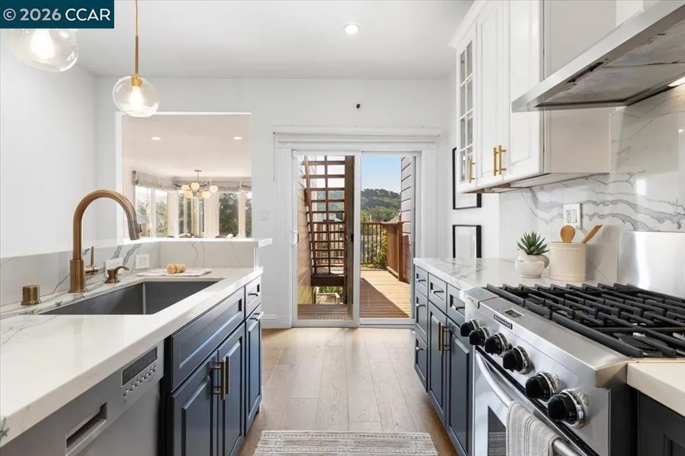 1951 Golden Gate Ave San Francisco, CA 94115