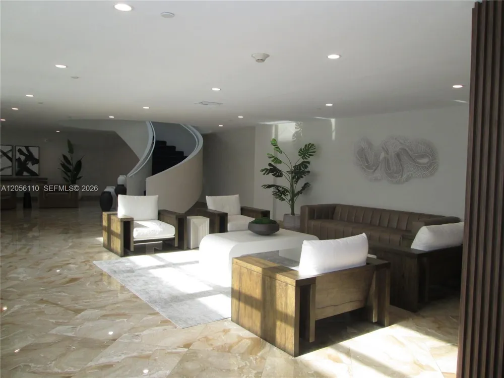 1370 S Ocean Blvd #1207 Pompano Beach, FL 33062