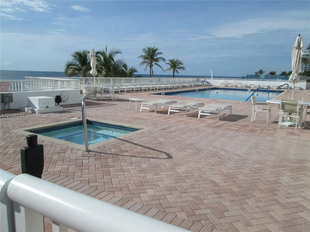 1370 S Ocean Blvd #1207 Pompano Beach, FL 33062