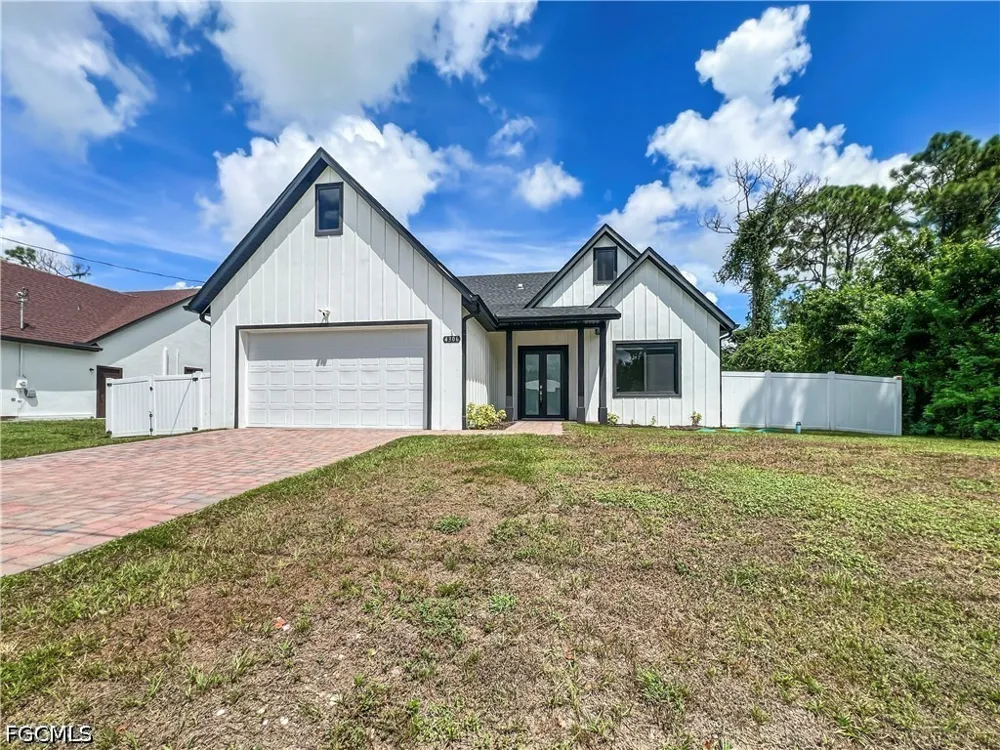 3rd Street SW Lehigh Acres, FL 33976