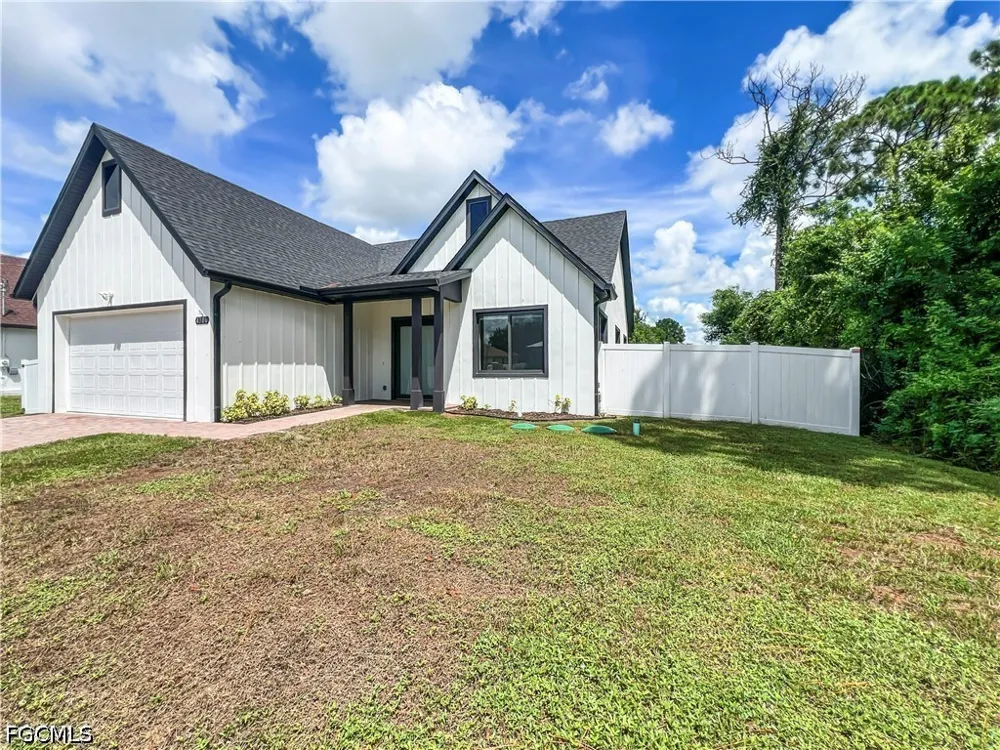 3rd Street SW Lehigh Acres, FL 33976