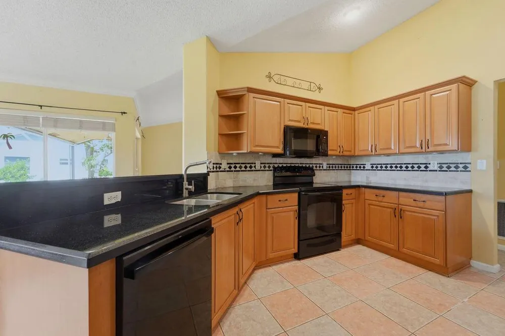10884 Paso Fino Drive Wellington, FL 33449
