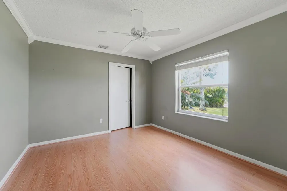 10884 Paso Fino Drive Wellington, FL 33449