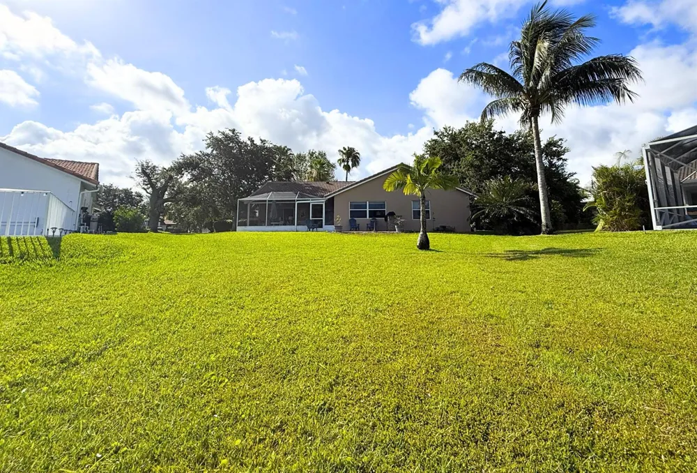 10884 Paso Fino Drive Wellington, FL 33449