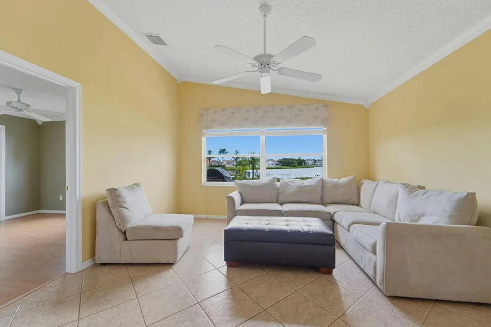 10884 Paso Fino Drive Wellington, FL 33449