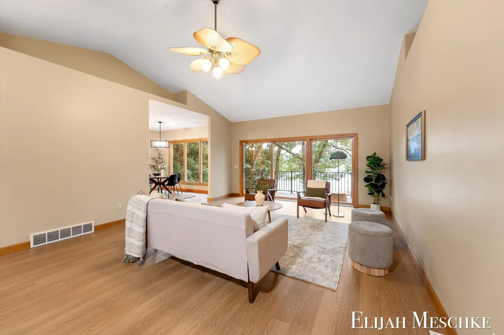 7099 Oak Shore Drive Twin Lake, MI 49457