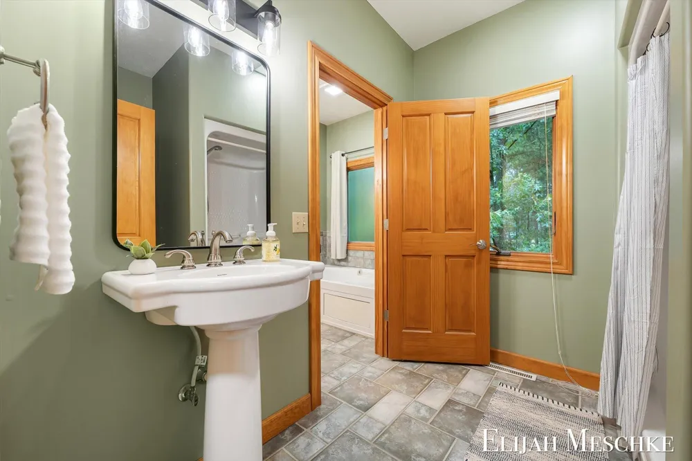 7099 Oak Shore Drive Twin Lake, MI 49457
