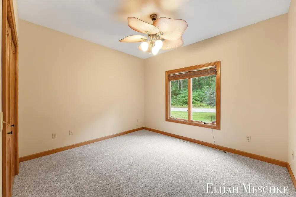 7099 Oak Shore Drive Twin Lake, MI 49457