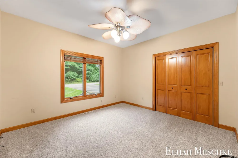 7099 Oak Shore Drive Twin Lake, MI 49457