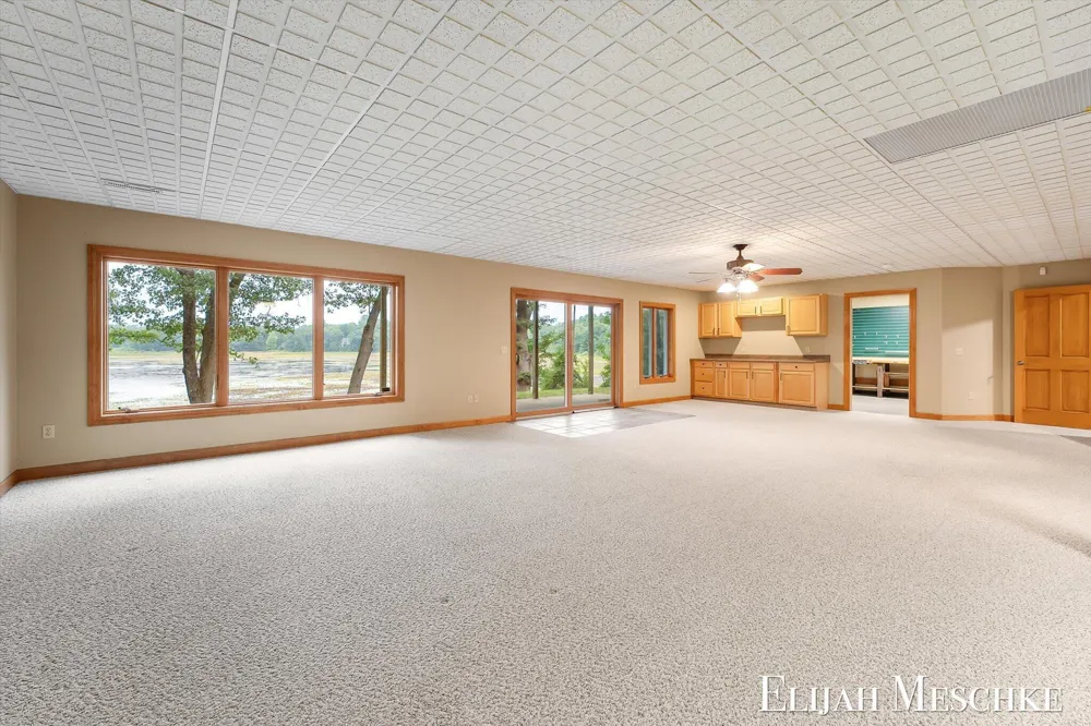 7099 Oak Shore Drive Twin Lake, MI 49457