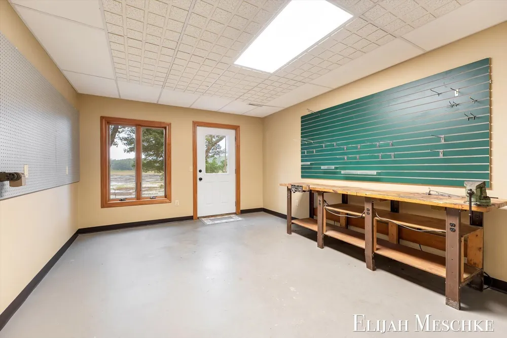 7099 Oak Shore Drive Twin Lake, MI 49457