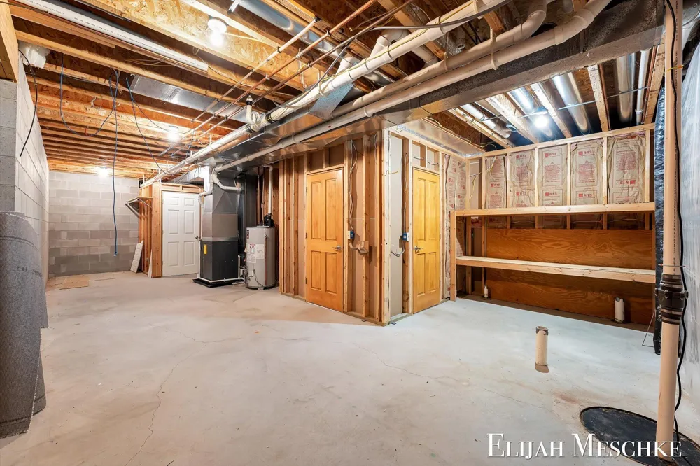 7099 Oak Shore Drive Twin Lake, MI 49457