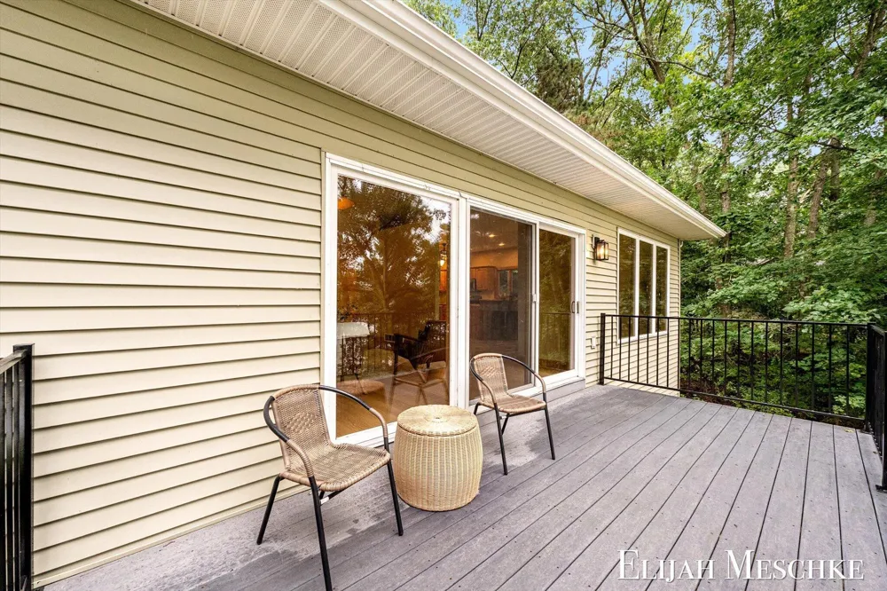 7099 Oak Shore Drive Twin Lake, MI 49457