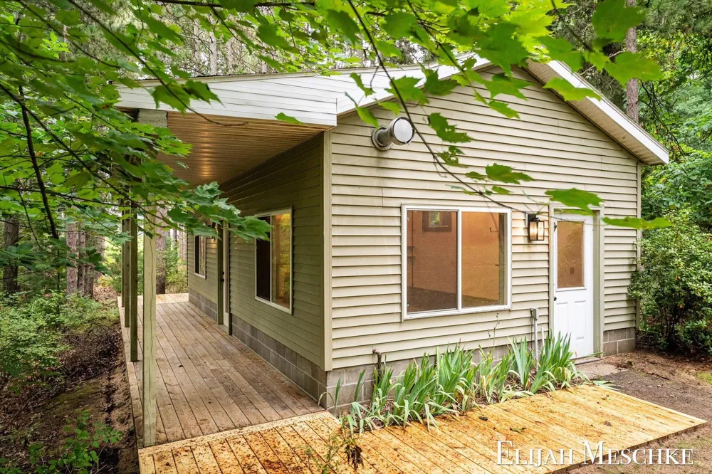 7099 Oak Shore Drive Twin Lake, MI 49457