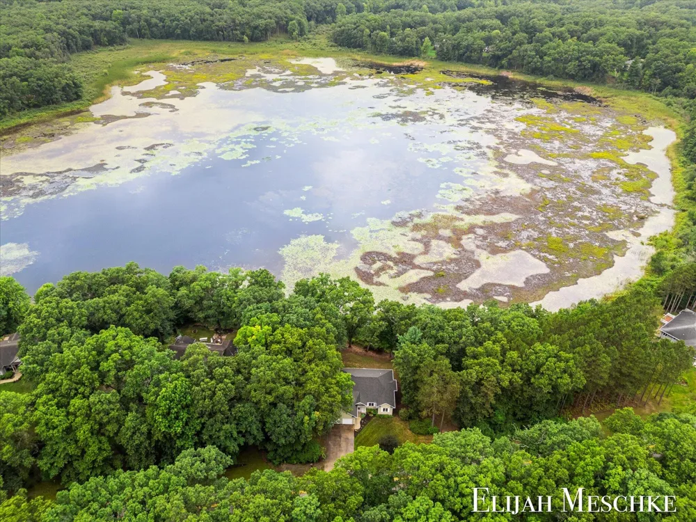 7099 Oak Shore Drive Twin Lake, MI 49457