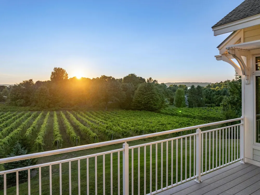 1375 Braebury Way Peninsula Township, MI 49686