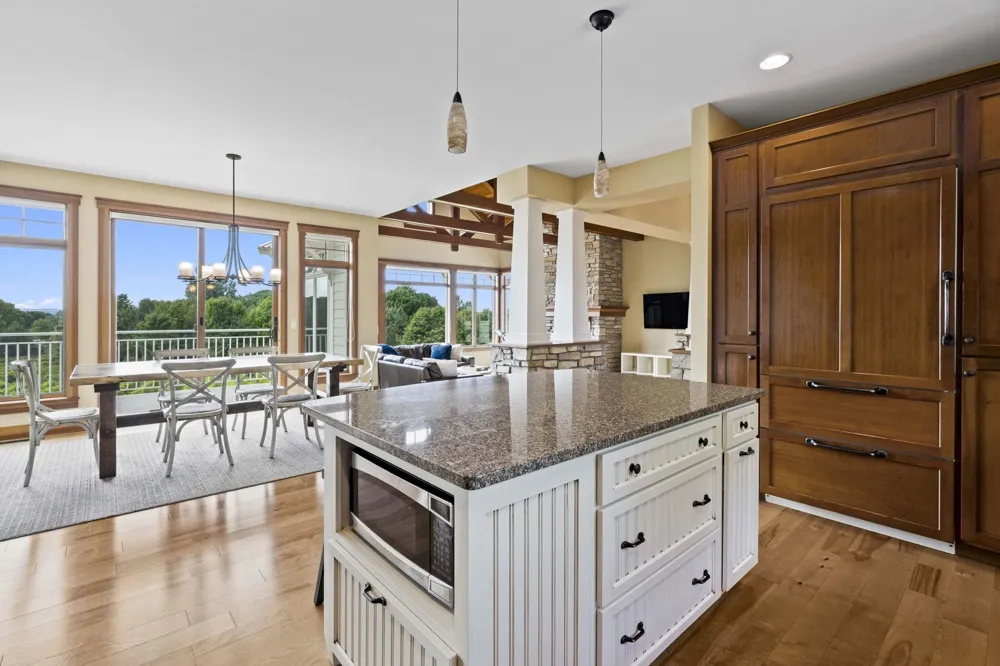 1375 Braebury Way Peninsula Township, MI 49686