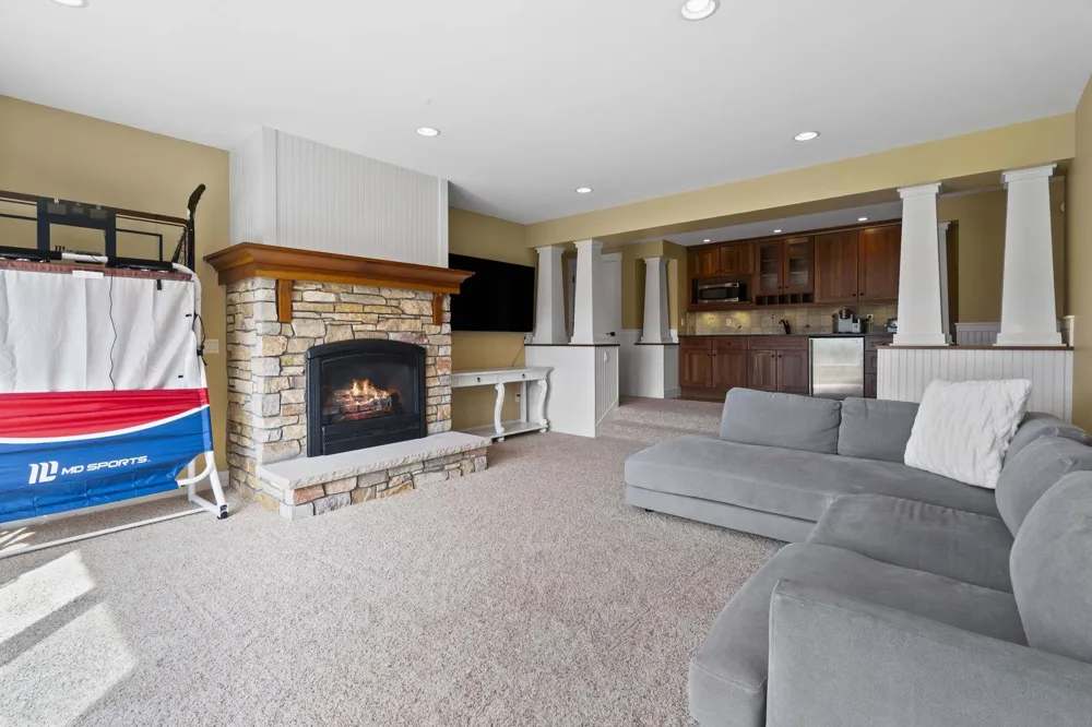 1375 Braebury Way Peninsula Township, MI 49686