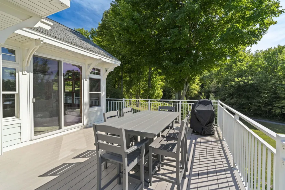1375 Braebury Way Peninsula Township, MI 49686