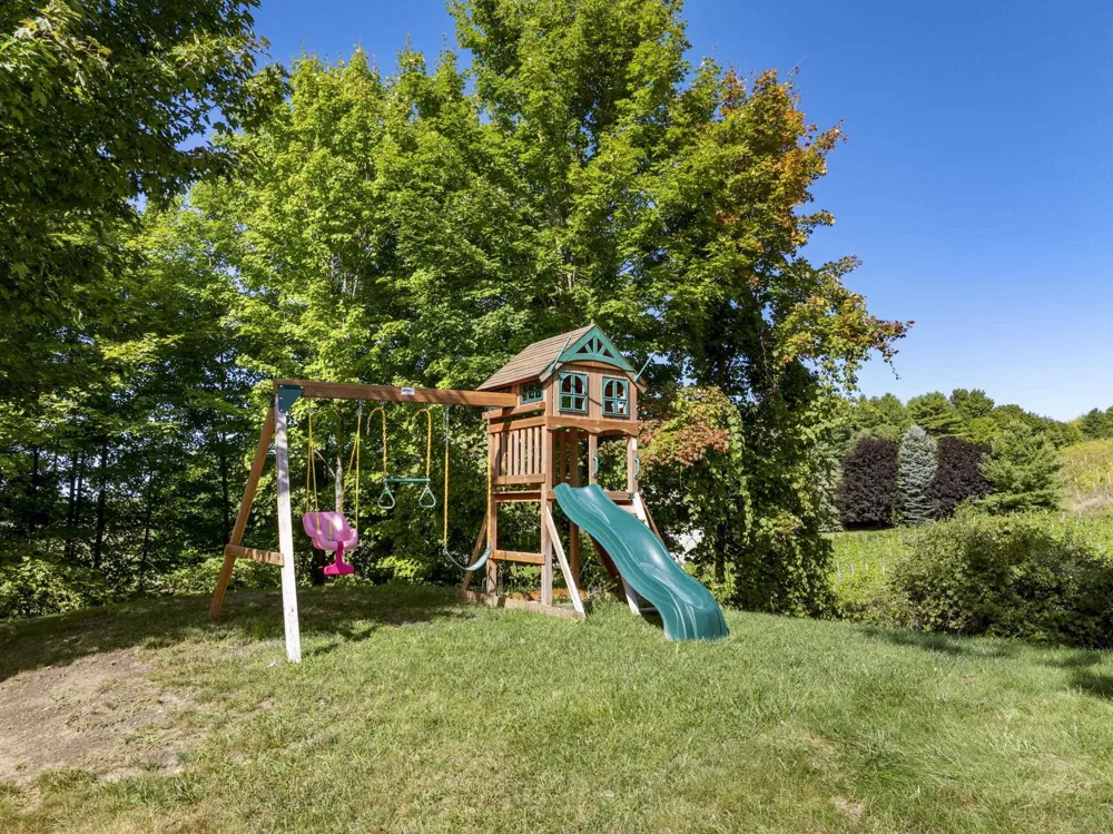 1375 Braebury Way Peninsula Township, MI 49686