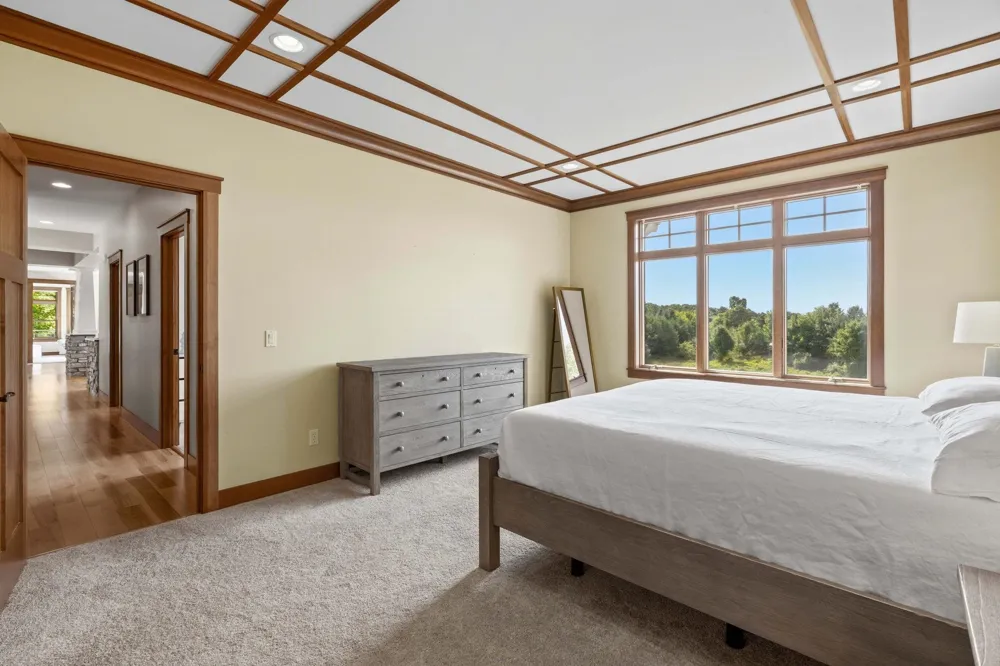 1375 Braebury Way Peninsula Township, MI 49686