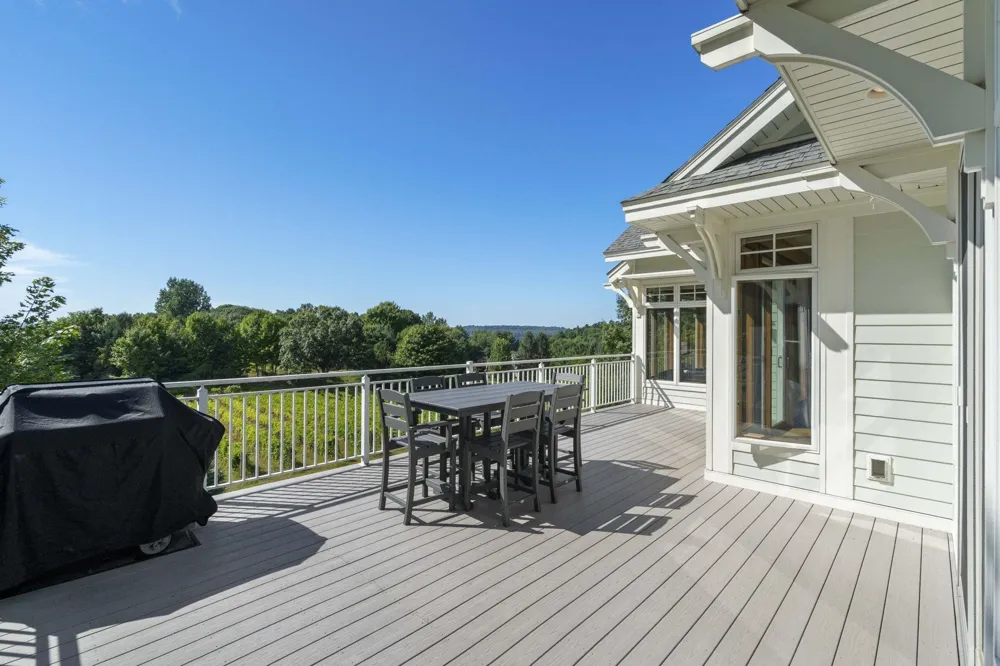 1375 Braebury Way Peninsula Township, MI 49686