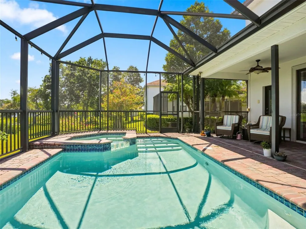 2707 LAKEBREEZE LANE S Clearwater, FL 33759