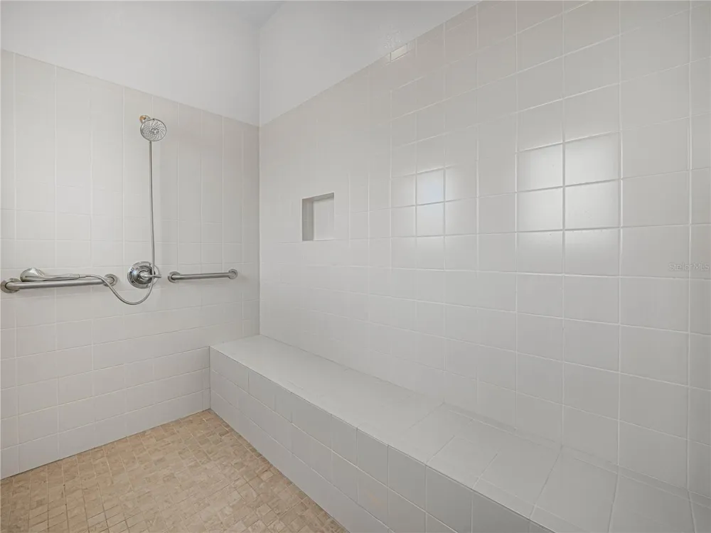 6136 PEBBLE BEACH BOULEVARD Winter Haven, FL 33884