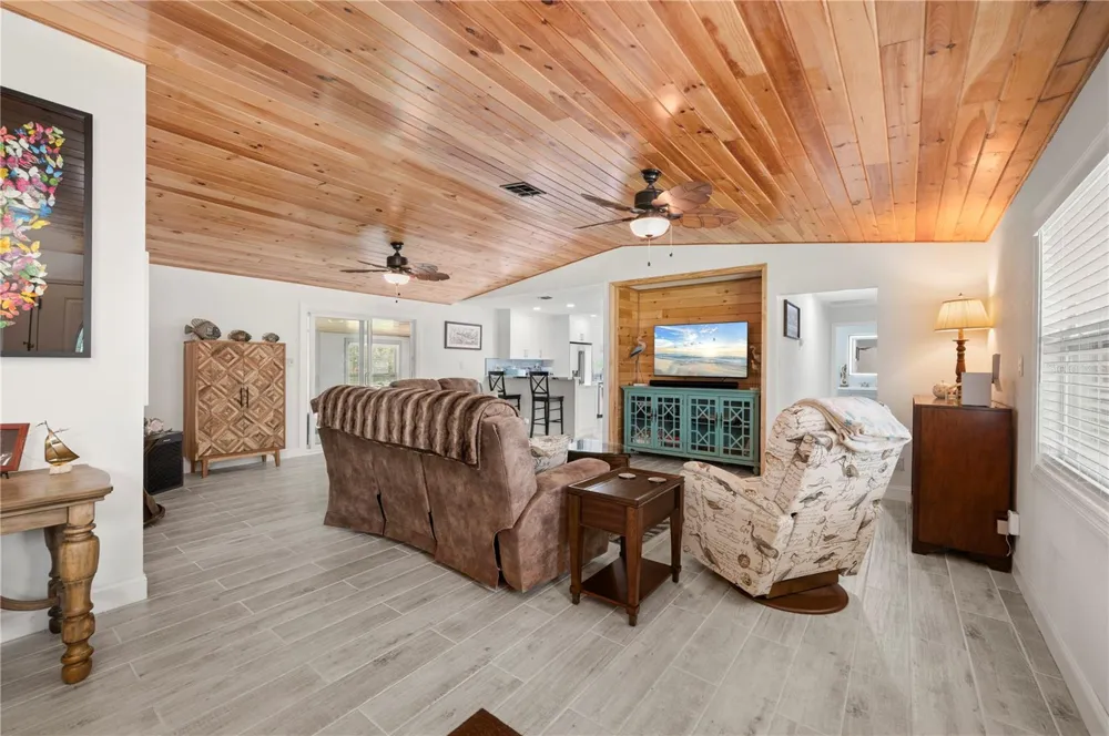 15500 WATER OAK COURT Punta Gorda, FL 33982