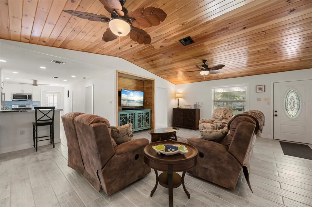 15500 WATER OAK COURT Punta Gorda, FL 33982
