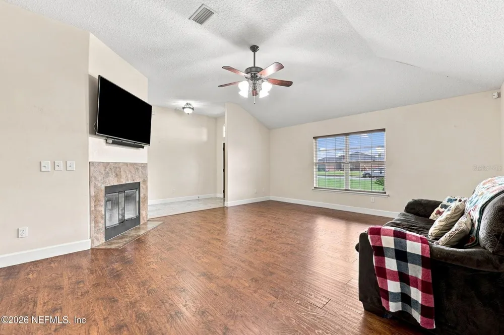 54157 AMBLERWOOD WAY Callahan, FL 32011