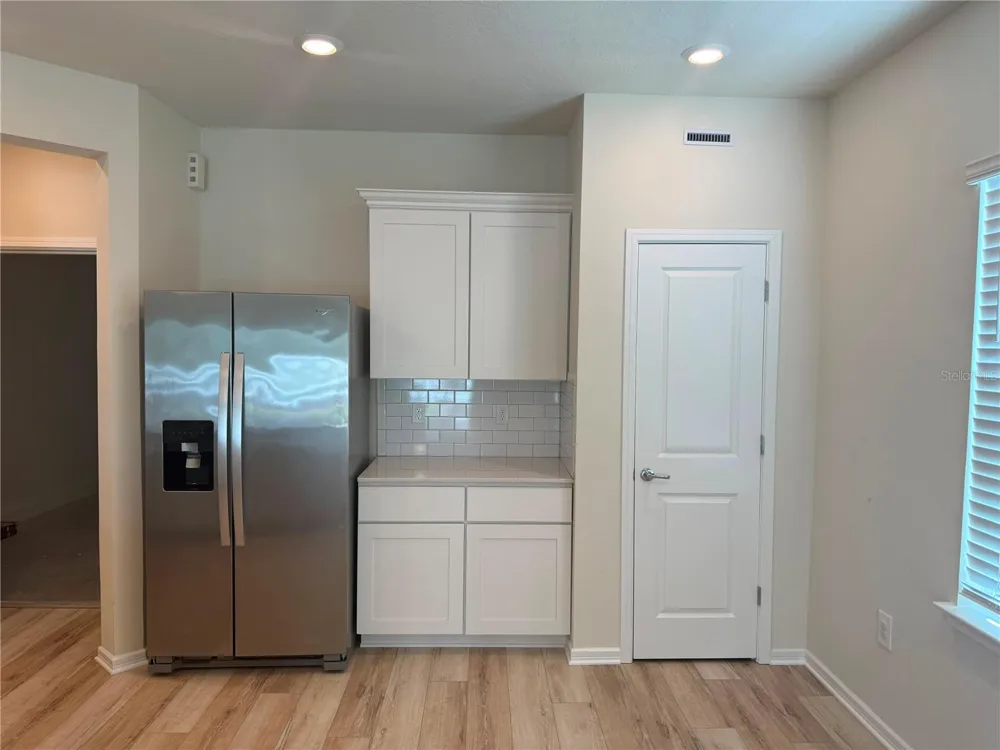 2803 STUNNING AVENUE Davenport, FL 33896