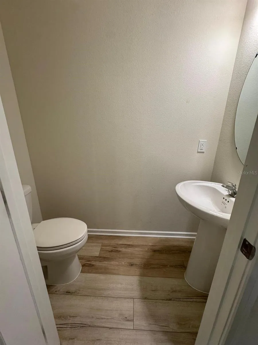 2803 STUNNING AVENUE Davenport, FL 33896