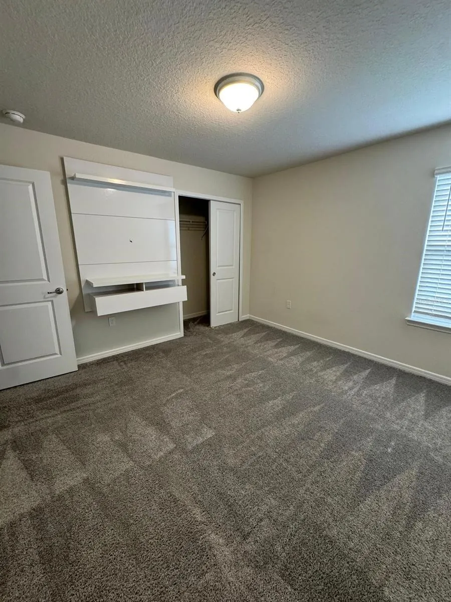 2803 STUNNING AVENUE Davenport, FL 33896